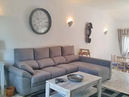 فيلة Sleeps 6 Air Con Wifi T607859 فالي دو لوبو